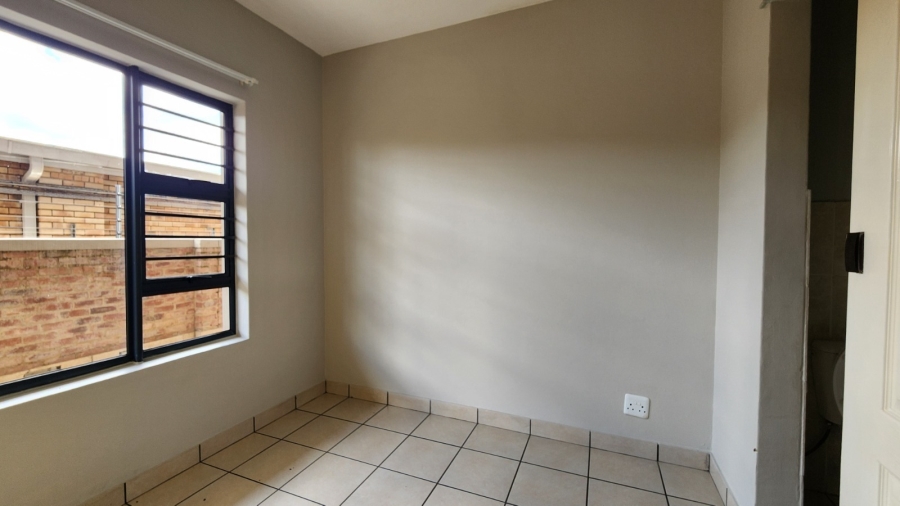 1 Bedroom Property for Sale in Die Bult North West